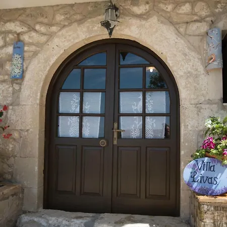 Livas Apartman Kávallos